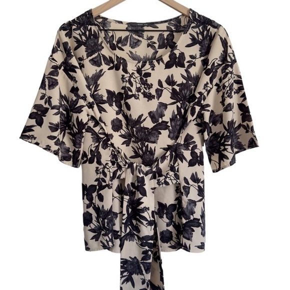 West Kei Julianne Tie Front Blouse - Picture 3 of 7